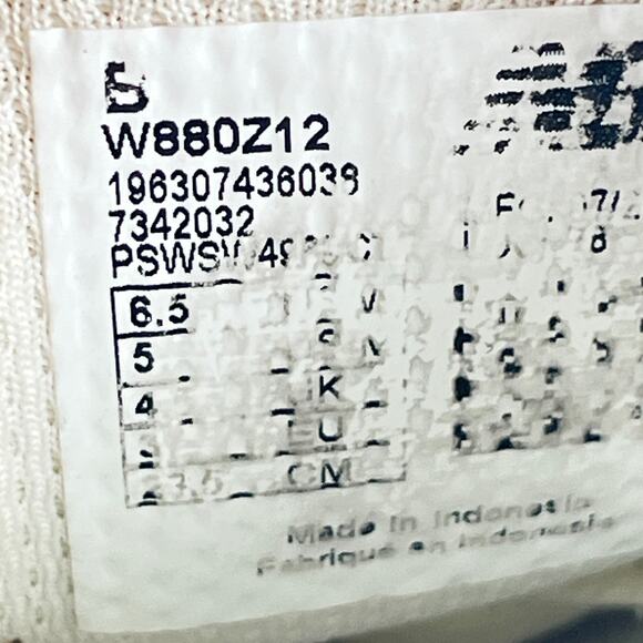 New Balance Fresh Foam X 880v12 Purple White Running Shoes W880Z12 Womens Sz 6.5 - Picture 9 of 10